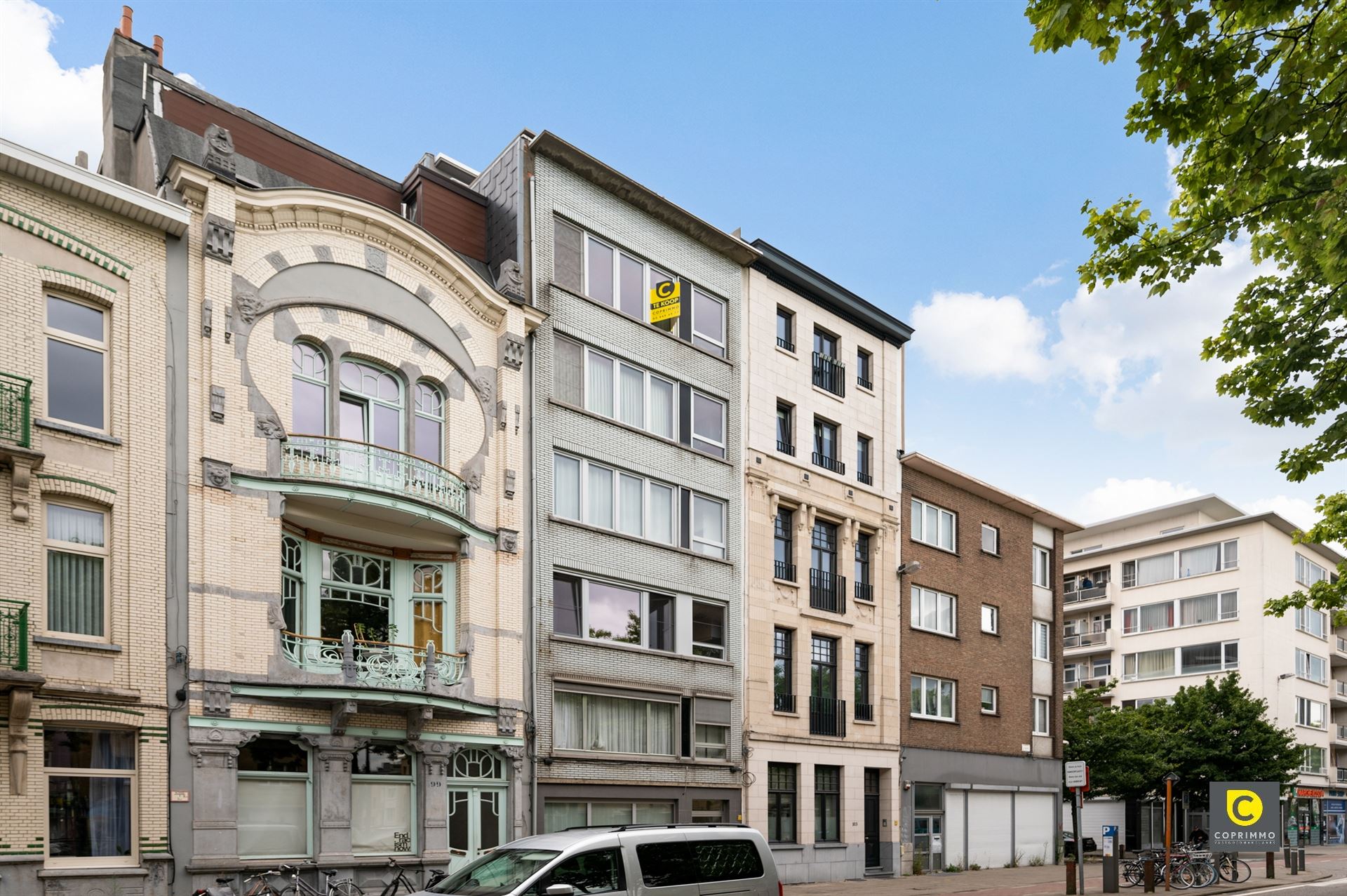 Commercial à vendre à Deurne avec 2 chambres - photo 1