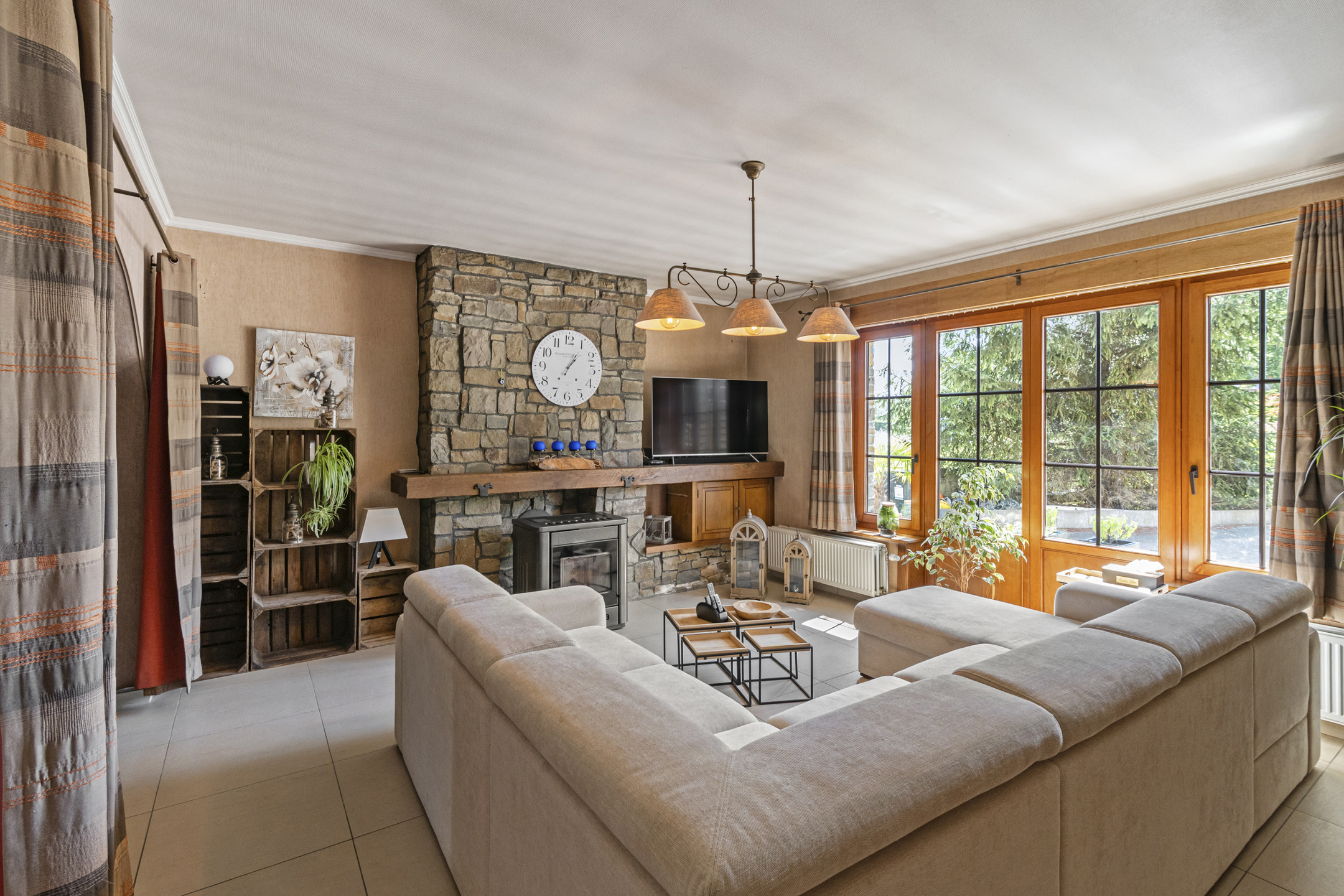 Charmante woning met oprit, garage, 5 slk en stadstuin - foto 1