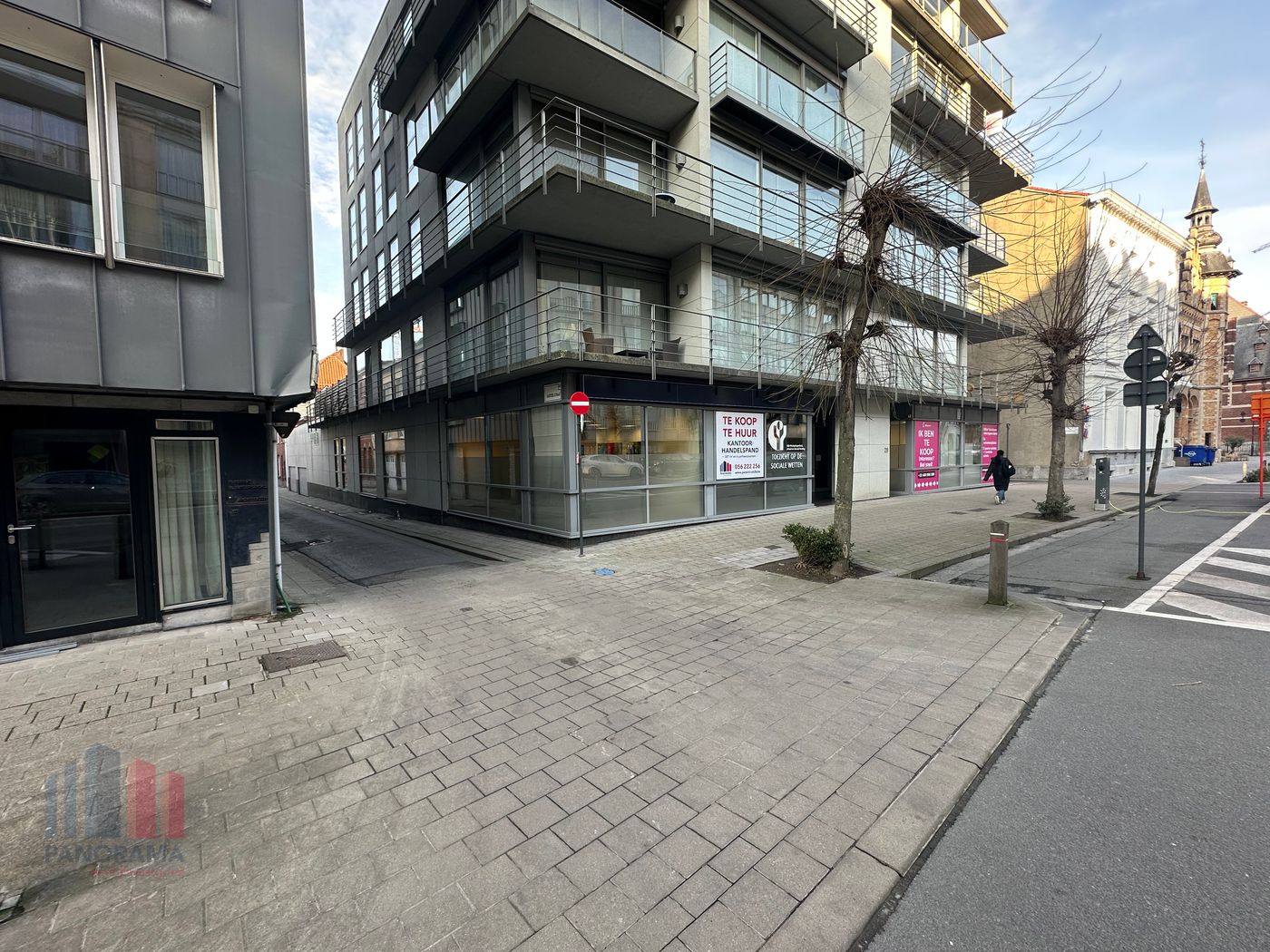 Ruim en instapklaar kantoor te koop in hartje Kortrijk - foto 2