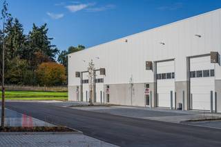 Bedrijvenpark Piepelboom is de ideale keuze voor wie een bedrijfsruimte zoekt op een strategische locatie in Tienen. Dit bedrijvenpark ligt in...