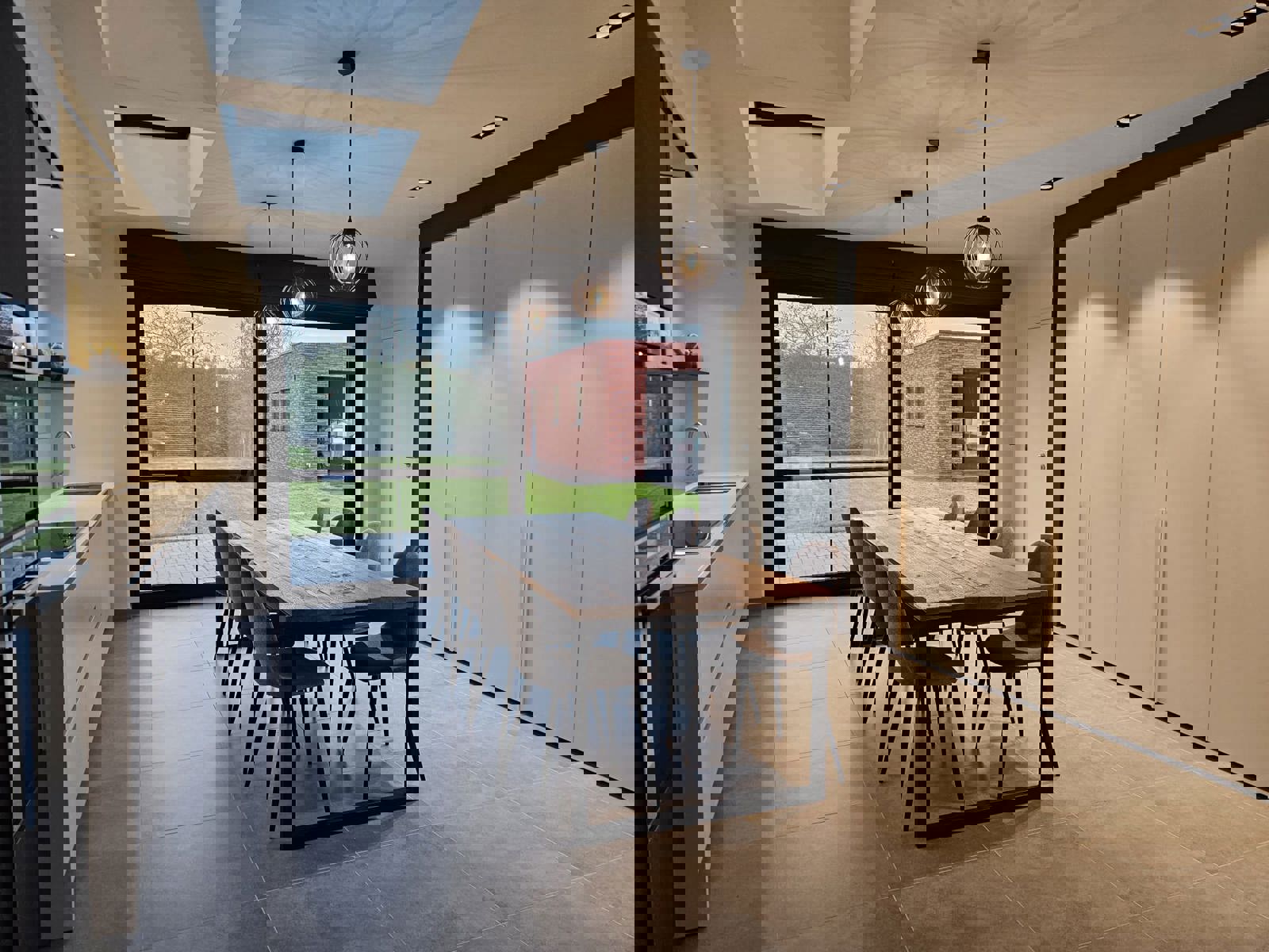 Knap gerenoveerde woning met tuin en garage  - foto 4