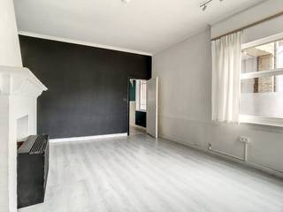Op enkele stappen van het centrum te De Panne vinden we deze projectgrond van 265 m² te koop. Mogelijkheid tot het creëren van een woning...