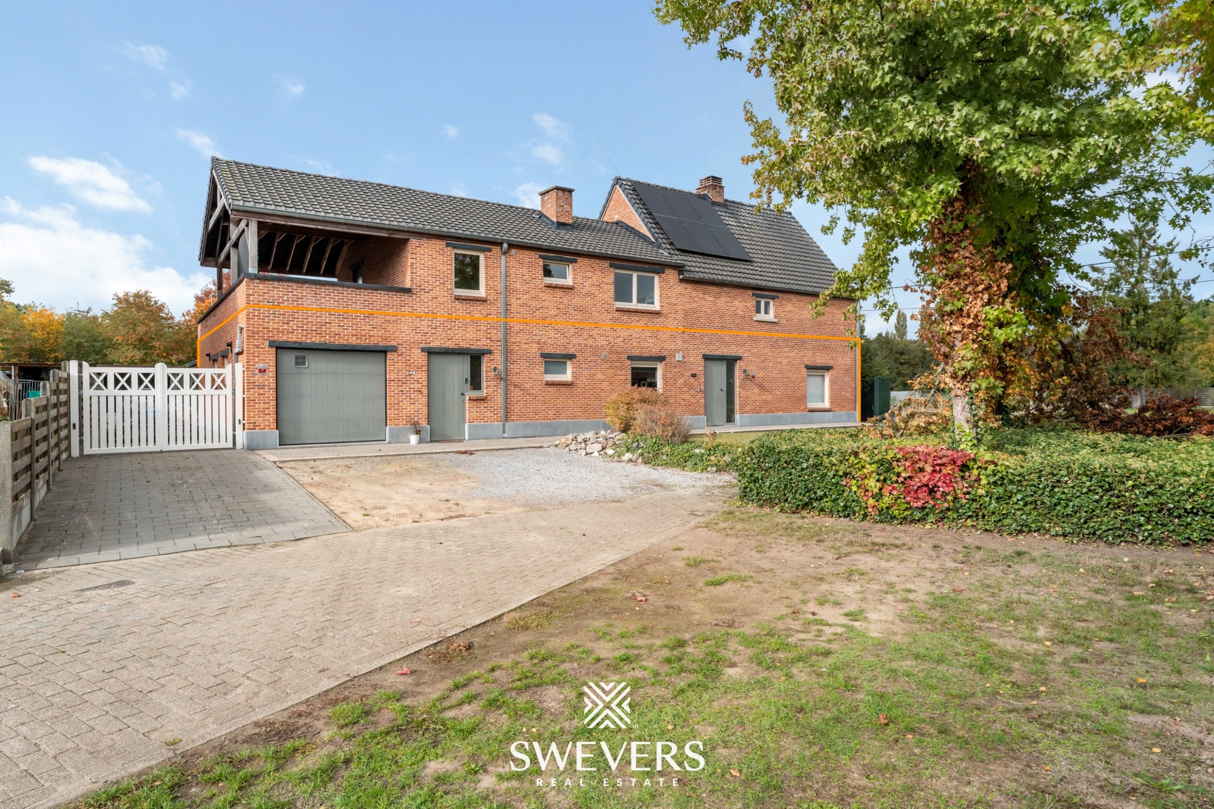 Gelijkvloerse, instapklare woning met grote tuin op rustige locatie te Koersel - foto 1