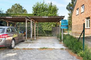 Deze INSTAPKLARE, gerenoveerde woning bevindt zich op een TOPLOCATIE, tussen het Guldensporenfietspad en het jaagpad langs de vaart. Ideaal...