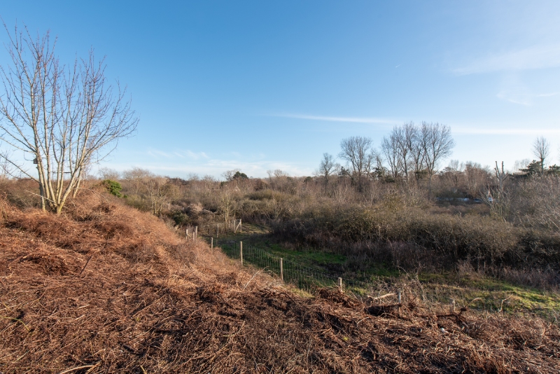 Villa orientée sud avec 4 chambres donnant sur une réserve naturelle protégée! - photo 4