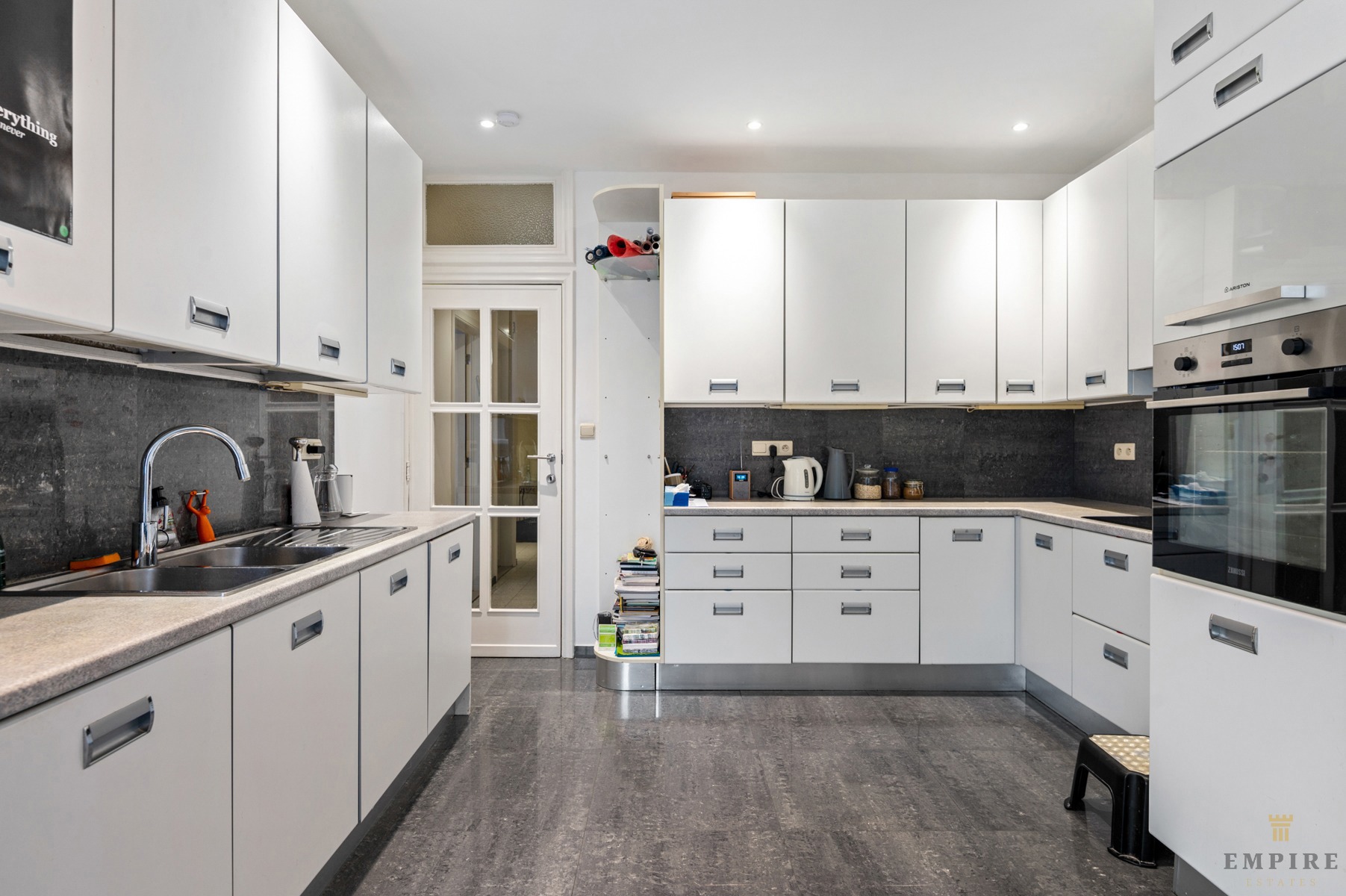 Appartement te koop in Antwerpen met 4 slaapkamers - foto 4