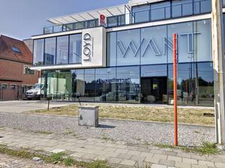 Ce luxueux appartement de 3 chambres est situé dans un bâtiment récent comptant seulement 5 entités. Toutes les pièces sont baignées de lumière...