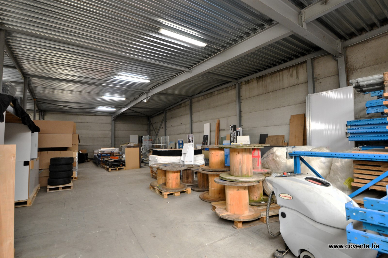 Commercial for rent in Roeselare with 3 bedrooms - photo 5