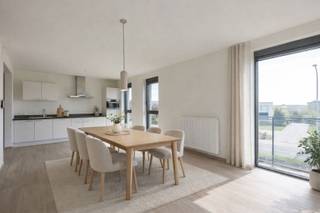 In deze kleinschalige, nieuwe zorgresidentie is het heerlijk wonen en vertoeven.Op de hoek van de Katelijnestraat en de Loenhoutseweg vindt u de...