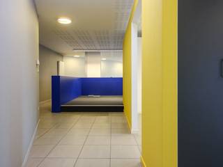 Kantoorruimte van ca. 117m² te koop in het centrum van Tielt. Indeling van het pand:- inkom met receptie- aparte bureauruimtes- sanitair-...