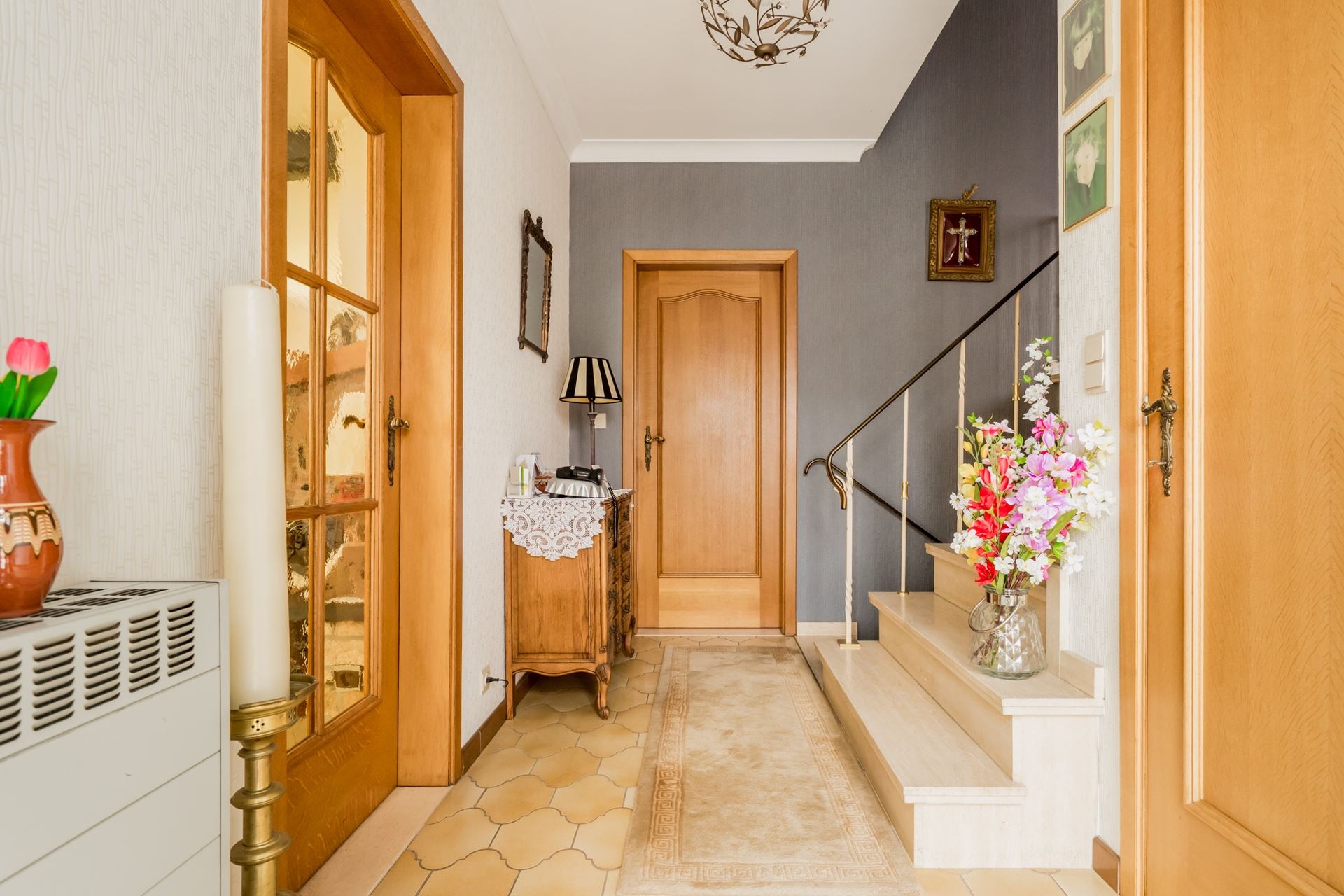 Te renoveren villa met 3 slpks en inpandige garage. - foto 5