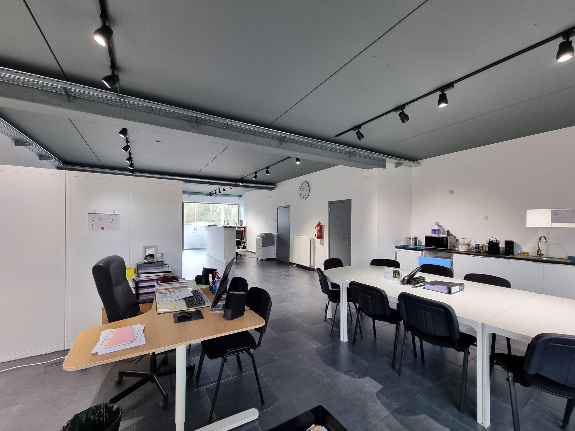 Commercial for rent in Dilbeek - photo 4