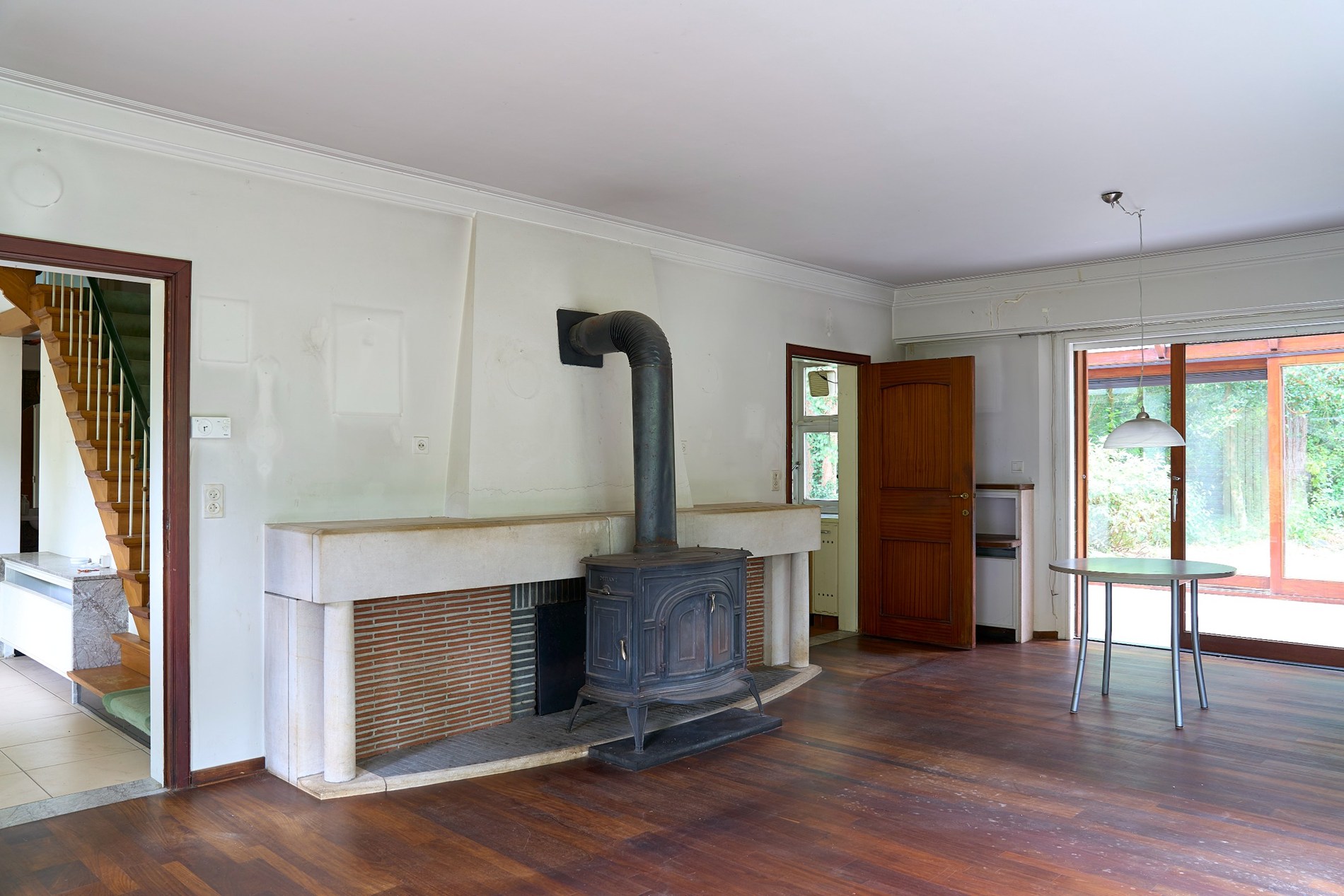 Op een droomlocatie gelegen villa uit jaren 60 - foto 4