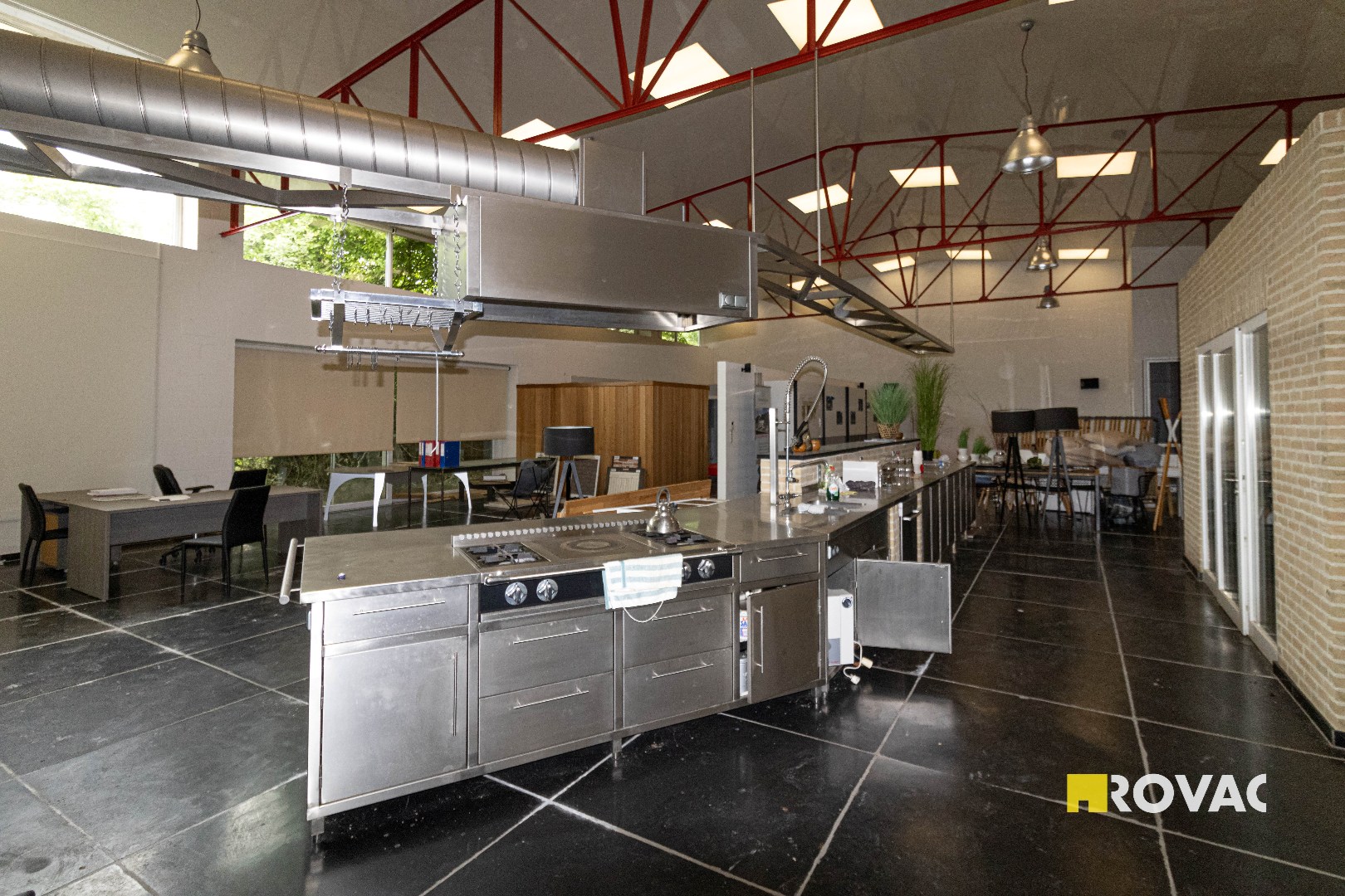 Ruime alleenstaande loftwoning met garage/opslagplaats - foto 5