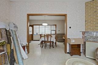 Op een grondoppervlakte van 858m² vinden we deze woning te koop. Het huis is rustig gelegen te Houtem op korte afstand van Veurne, de kust en...