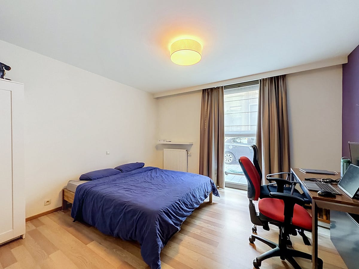 Ruim appartement met 1 slaapkamer en terras te huur te Gent - foto 4