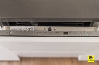 <p><span>Stylish ground floor living in a prime location near Middelheim Park</span></p><p><span>Are you looking for the perfect match between city comfort and greenery? This turnkey 3-bedroom apartment combines a modern finish with an absolute prime location in Antwerp. Within walking distance of the beautiful Middelheim Park, stores, schools and public transport, here you will enjoy everything the city has to offer. Whether you are looking for a warm family home or a smart investment, this property ticks all the boxes.</span></p><p><span> </span></p><p><span>Light, space and coziness</span></p><p><span>The generous, light-filled living space is the beating heart of the home. The seamless transition to the fully equipped open kitchen makes this the ideal place for extended cooking and cozy dining. The kitchen is equipped with all modern comforts, including induction hob, oven, microwave, dishwasher and a spacious fridge-freezer.</span></p><p><span> </span></p><p><span>Peace and Comfort</span></p><p><span>At the rear of the apartment are three spacious bedrooms where tranquility is central. The bathroom is a paragon of style and functionality, complete with a modern walk-in shower, bathtub and contemporary washbasin cabinet. In addition, the apartment features a practical separate toilet and a convenient, spacious laundry room.</span></p><p><span> </span></p><p><span>Additional storage space</span></p><p><span>No shortage of storage space! The apartment includes a generous basement storage room, perfect for safely storing seasonal items or extra supplies.</span></p><p><span> </span></p><p><span>Highlights at a glance:</span></p><p><span>- Facade with charisma: Recently and stylishly renovated.</span></p><p><span>- Space for everyone: 3 full-sized bedrooms.</span></p><p><span>- Extra storage: Includes large private basement.</span></p><p><span>- Versatility: Perfect as a family home and as a profitable investment.</span></p><p><span> </span></p><p><span>In short: a unique opportunity in a prime location where space and light are key. Plan your visit today and discover it for yourself!</span></p>