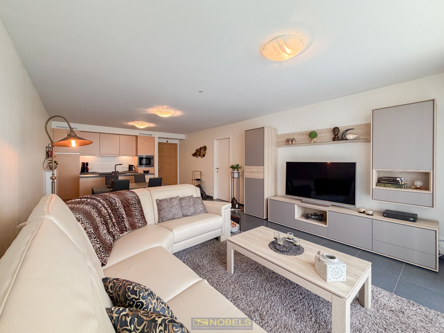 Te koop, Energiezuinig en instapklaar appartement met terras op topligging te Oostende! - foto 2