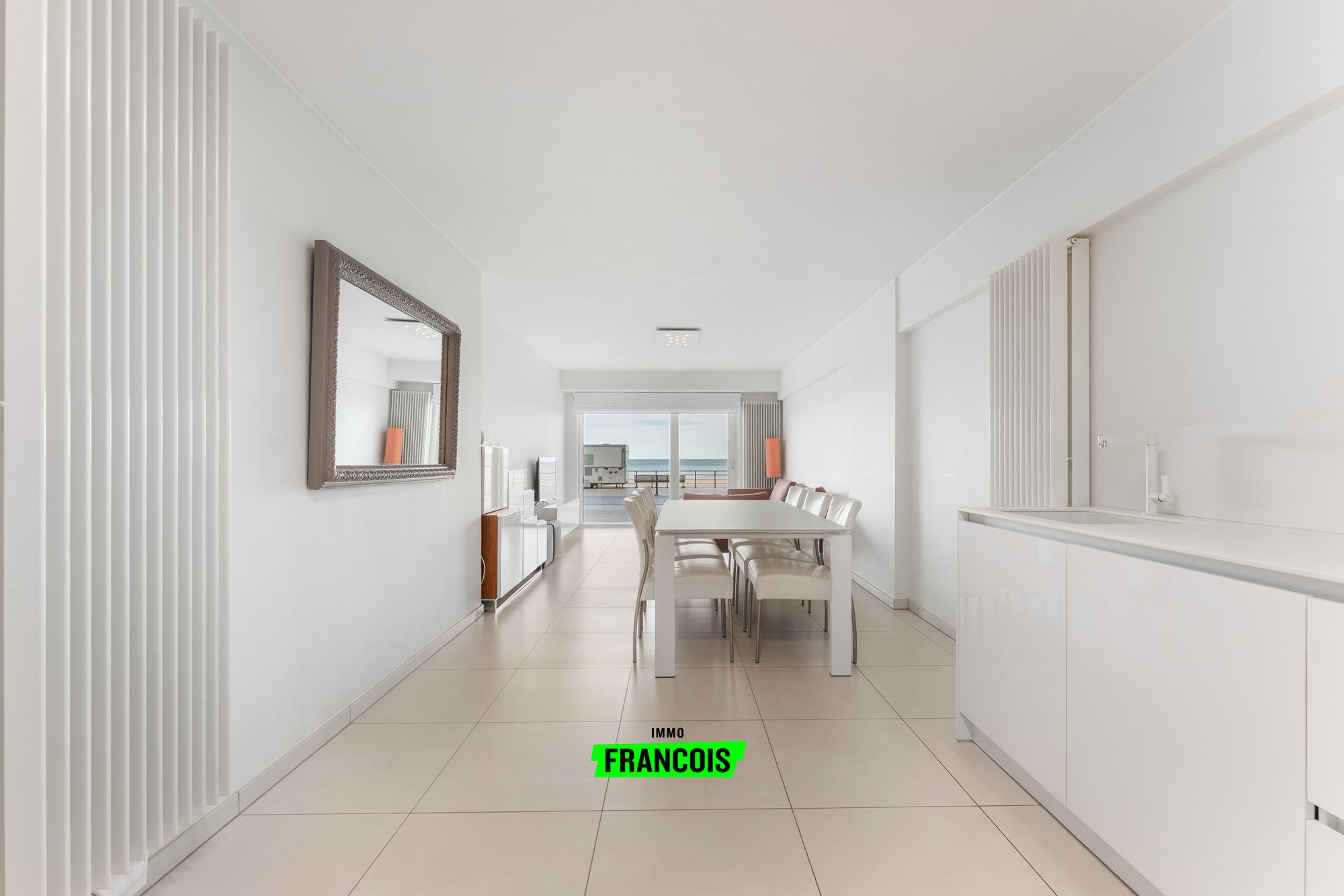 Prachtig gerenoveerd appartement met frontaal zeezicht te Mariakerke, Oostende - foto 3