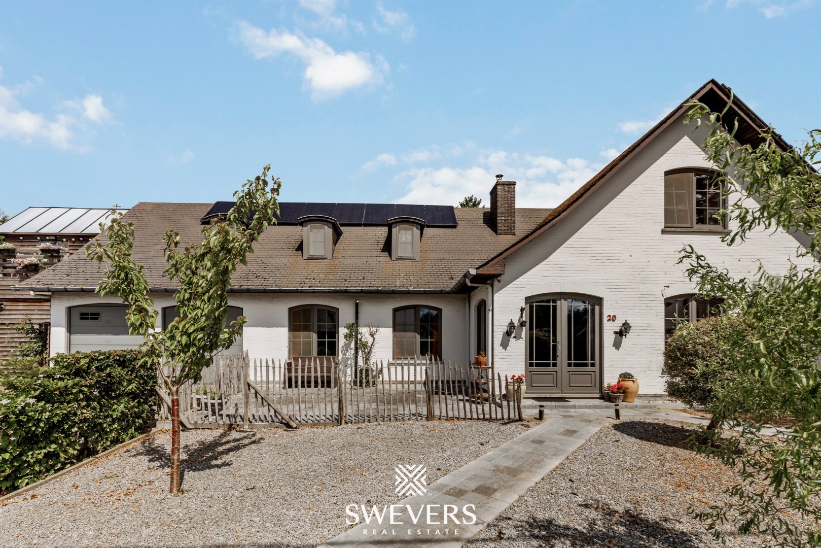 Verrassend ruime woning met veel mogelijkheden te Heusden-Zolder - foto 1