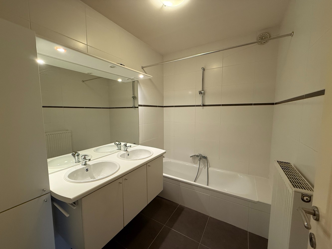 APP. I 2 SLPK I GARAGEBOX I DUFFEL - foto 5