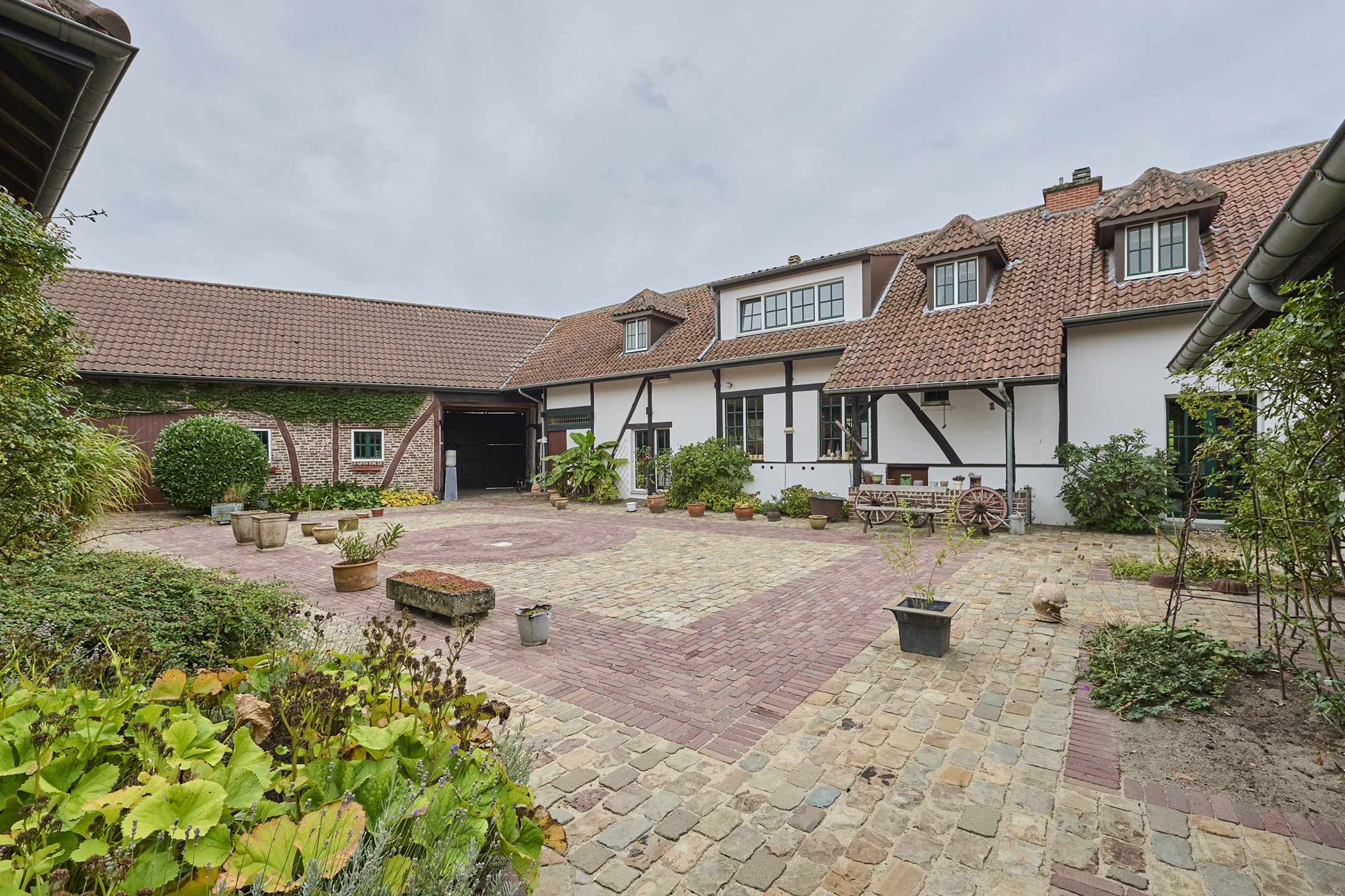 House for sale in Alken with 5 bedrooms - photo 2