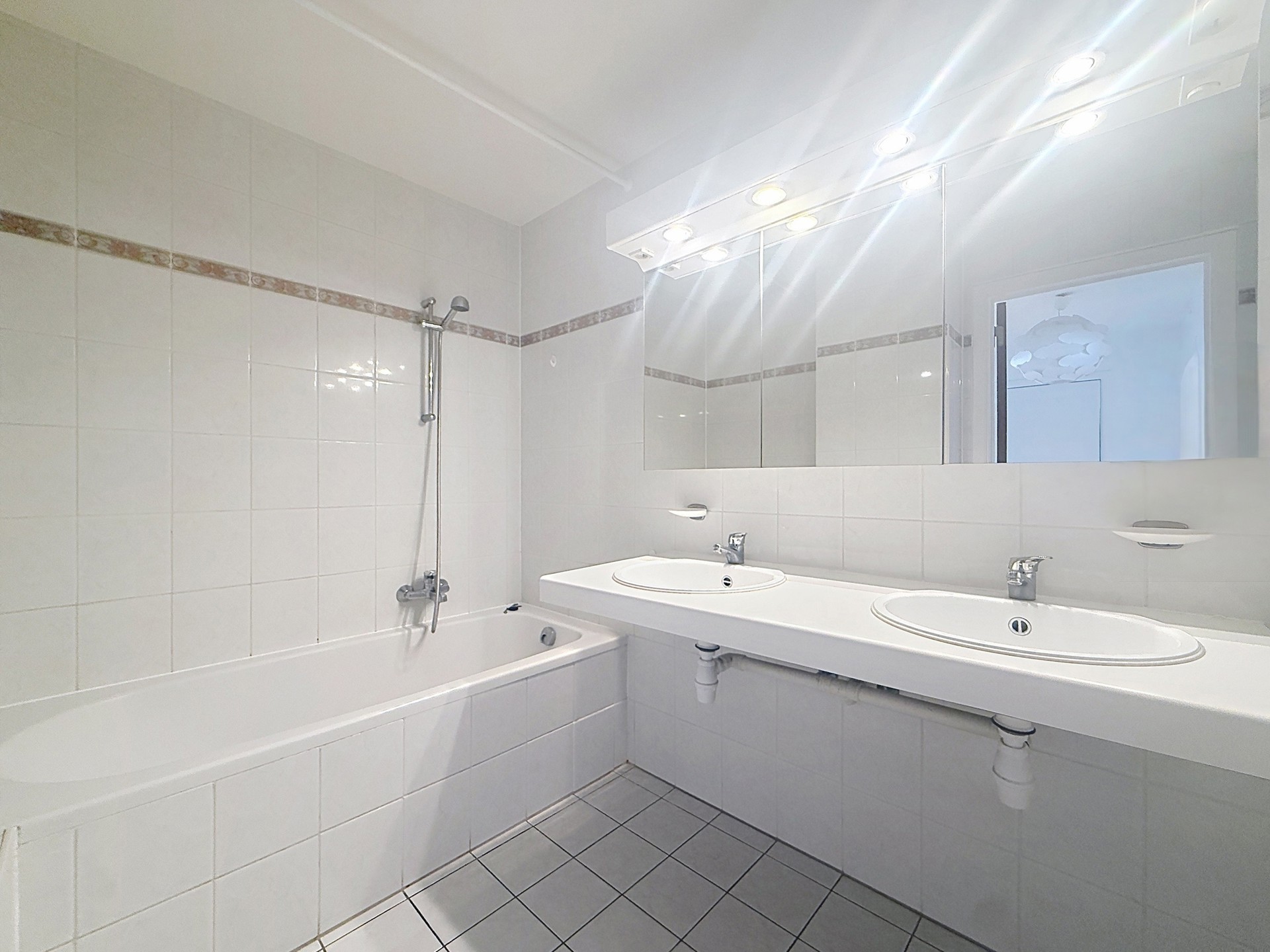 Apartment for rent in Auderghem with 2 bedrooms - photo 3