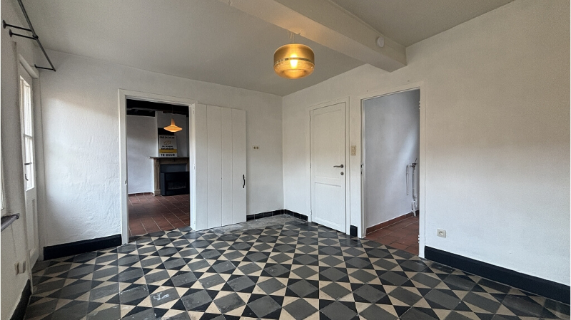 Karaktervolle 2-slaapkamerwoning met ruim TERRAS te huur in Brugge - foto 5