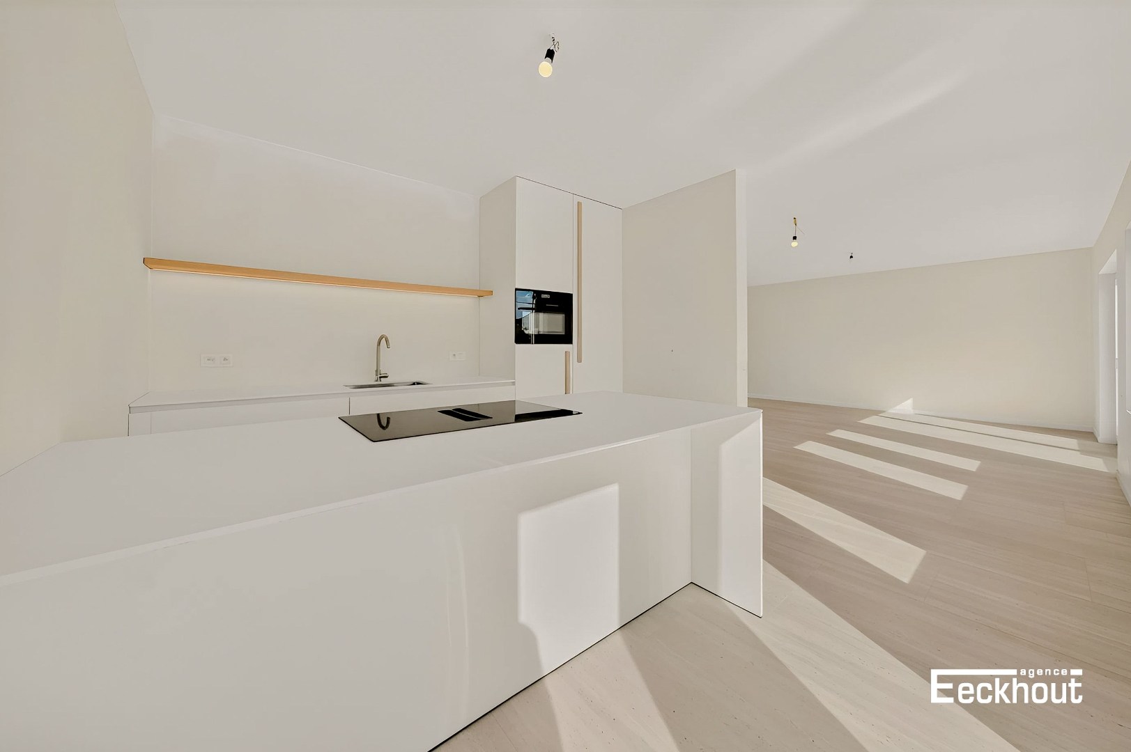 Mooi gerenoveerd appartement met 3 slaapkamers en terrassen! - foto 3