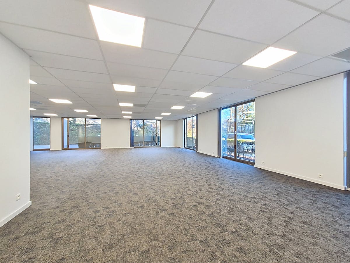 Kantoren (132 m²-174 m²) aan Kortrijksesteenweg in Sint-Martens-Latem - foto 5