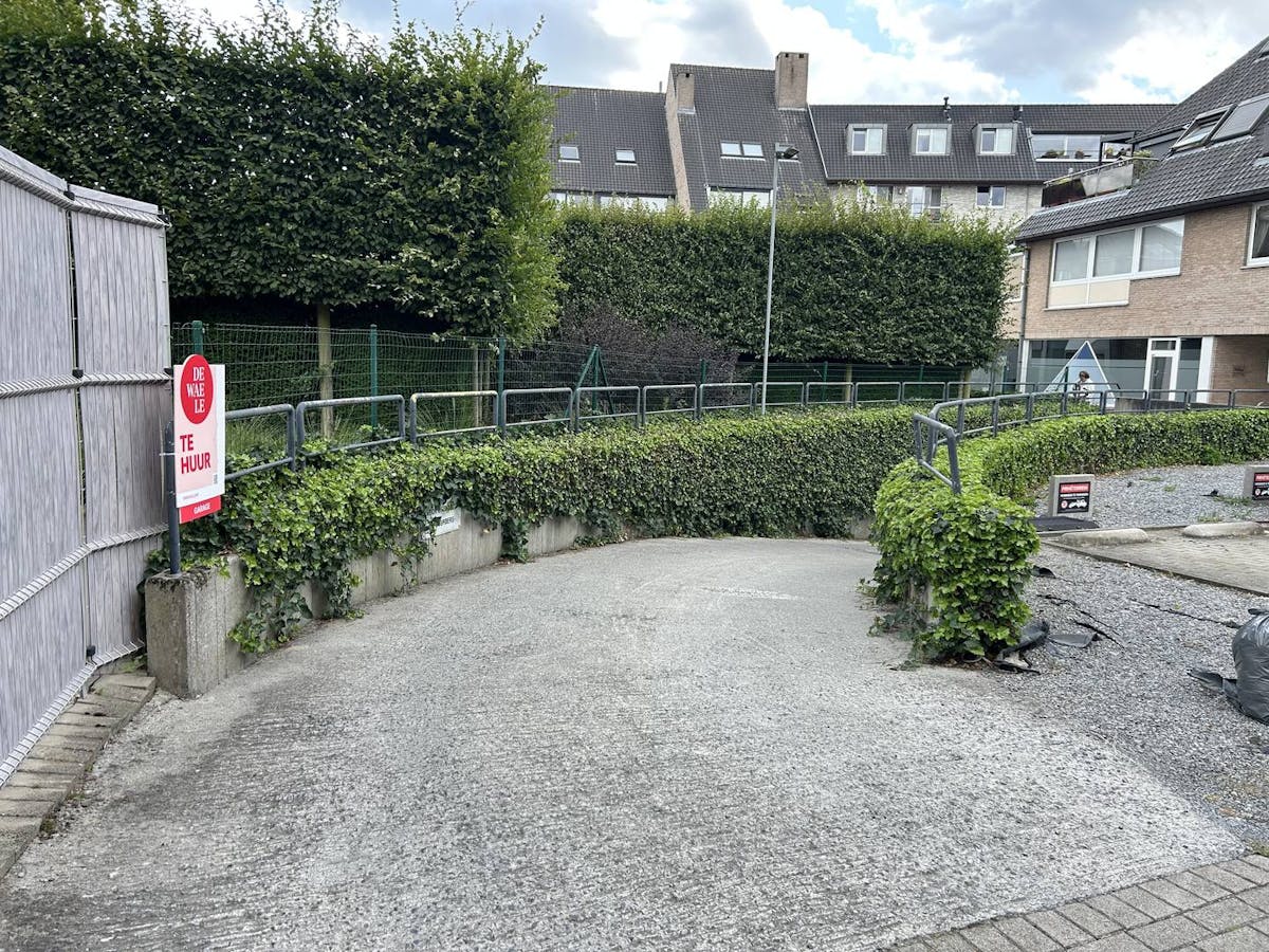 Garagebox te huur in centrum Waregem - foto 2