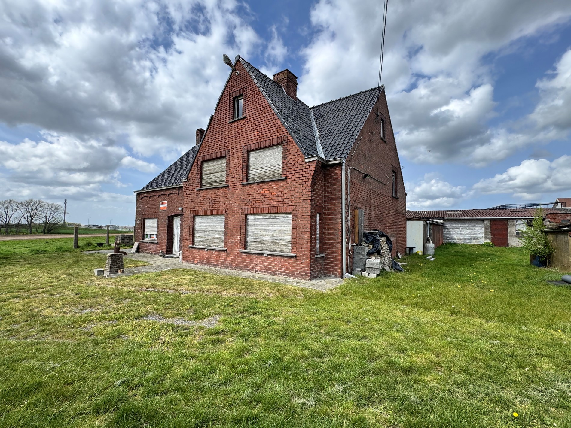 Alleenstaande woning met vergezichten te Zwevezele - foto 4