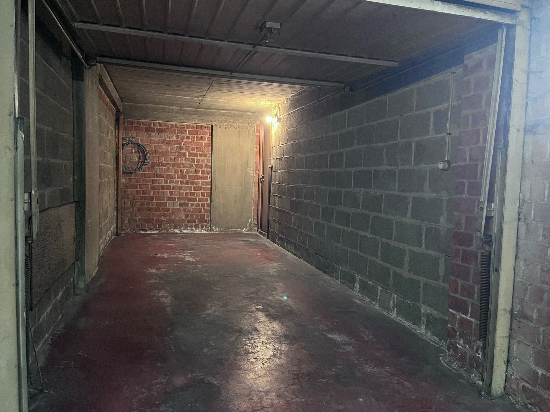 Garage for sale in Brussels - photo 4