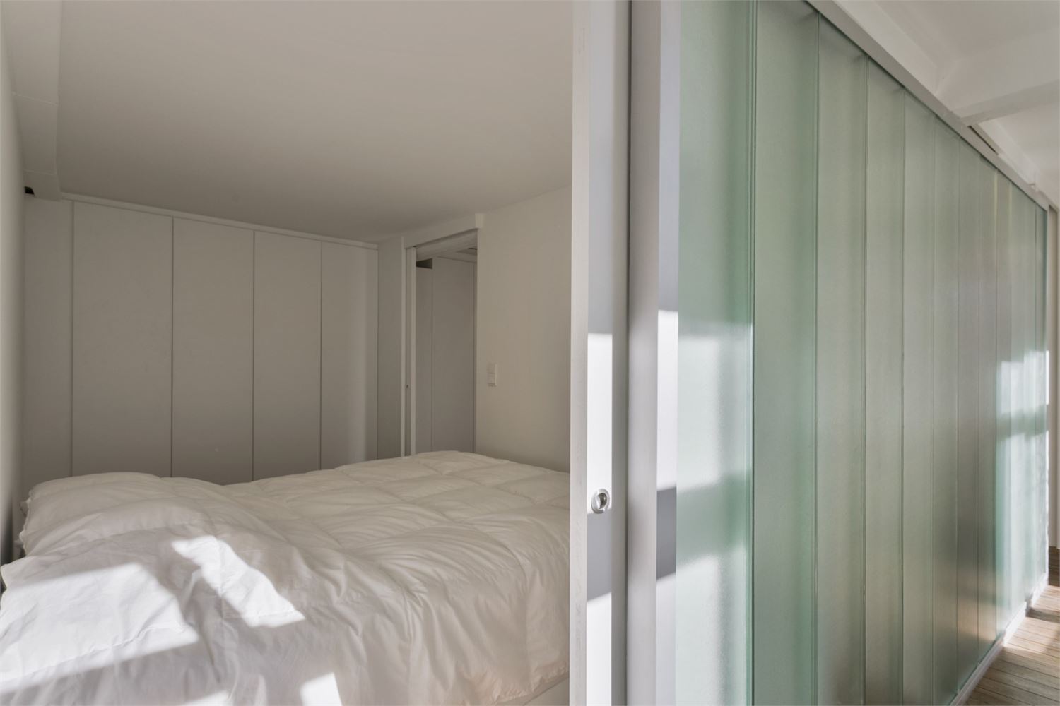 Apartment for rent in Ghent with 3 bedrooms - photo 3