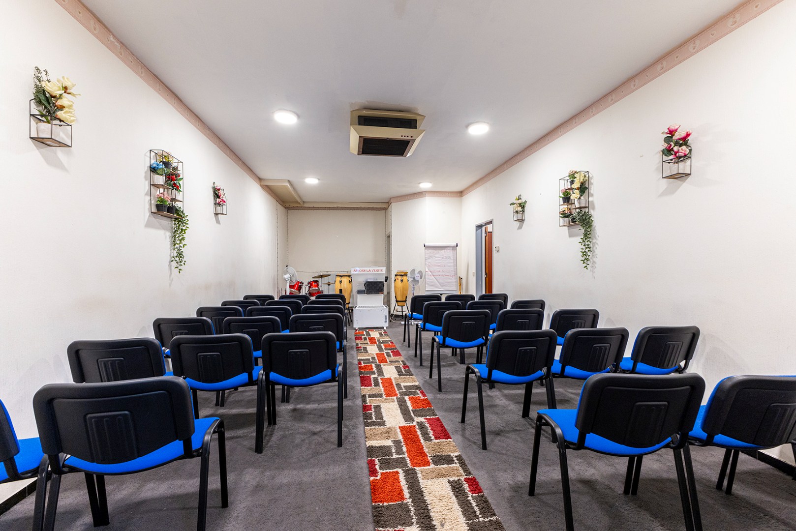 Handelsgelijkvloers (66 m²) op toplocatie! - foto 1