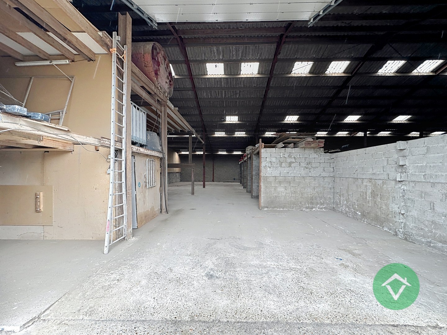 Commercial for rent in Koekelare - photo 5