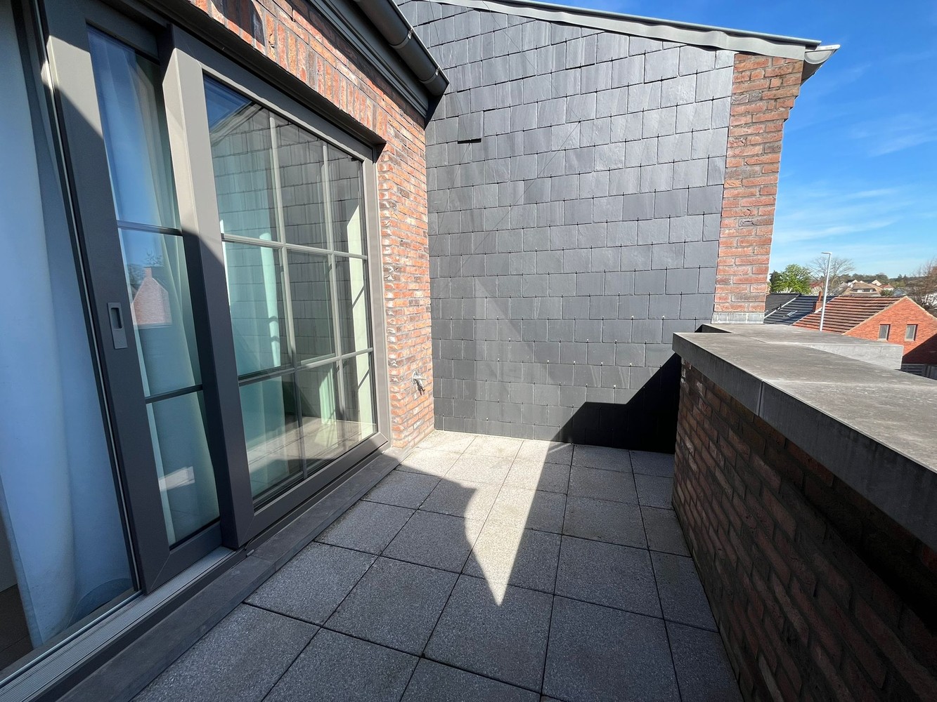 Modern afgewerkt dakappartement met 1 slaapkamer, carport &amp; autostaanplaats - foto 5