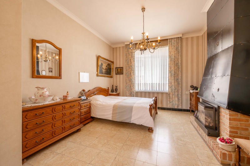 🏡 Gezinswoning met ruime garage en tuin TE KOOP in Meulebeke! - foto 5