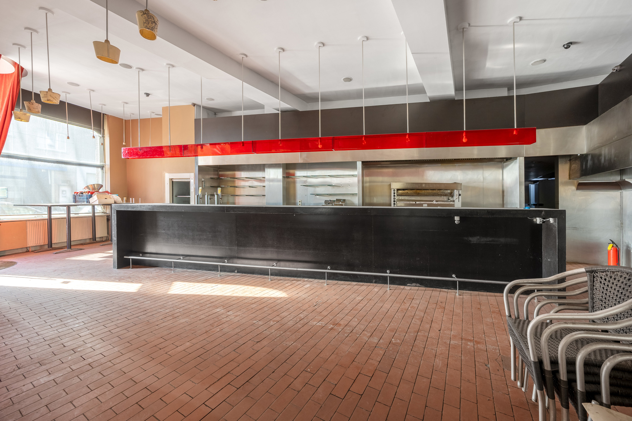 Handelspand +te renoveren appartement op centrale ligging - foto 4