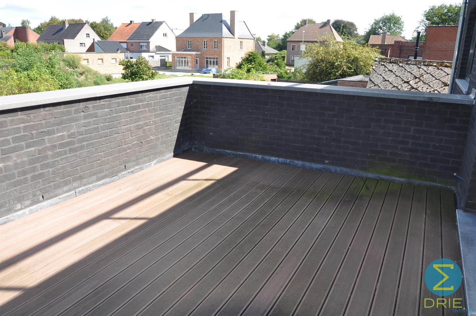 Ruim 2-slaapkamerappartement in centrum Retie met carport - foto 5