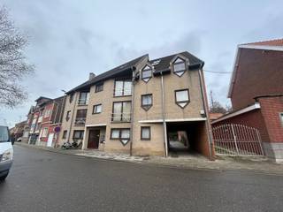 **Moderne studio inclusief autostaanplaats**In dé Broekstraat te Heverlee, nabij Leuven Centrum, Abdij van Park, belangrijke verbindingswegen en het...