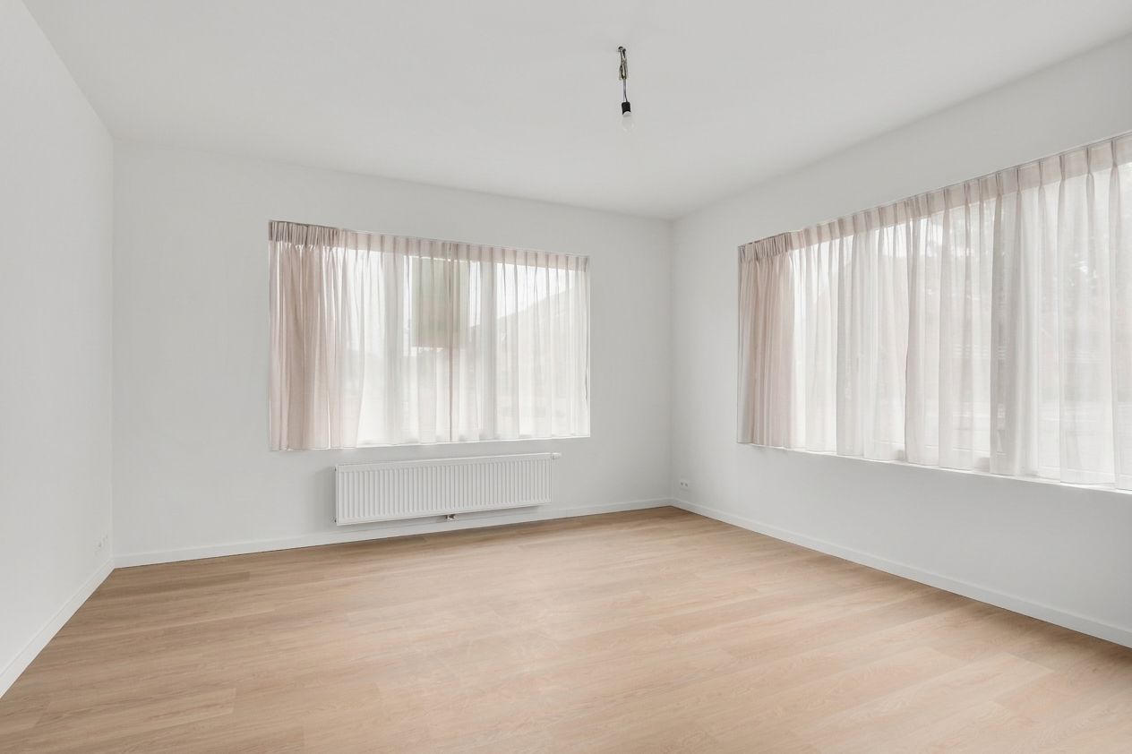 Volledig gerenoveerd gelijkvloers appartement in kleinschalige residentie te Vuurtorenwijk, Oostende. - foto 4