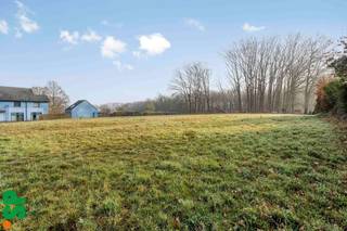 Bouwgrond voor halfopen bebouwing op toplocatie in RamselMooi gelegen bouwgrond voor halfopen bebouwing met een totale oppervlakte van 1210 m² en een...