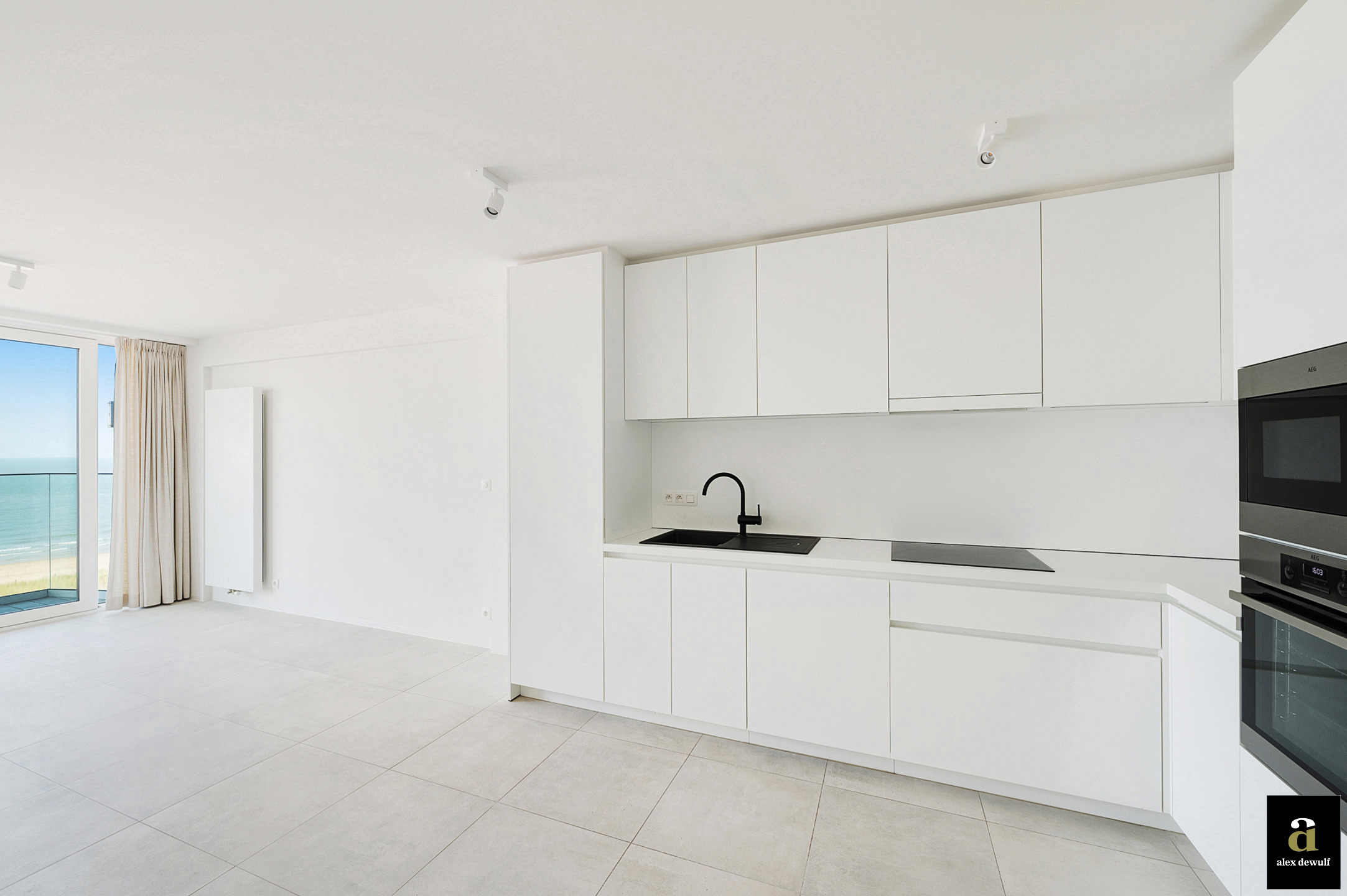 Apartment for sale in Knokke-Heist with 2 bedrooms - photo 4