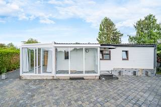 SOUS OPTION!!! PLUS DE VISITES POSSIBLES.Au Clos du Lac à Wasseiges, découvrez ce lumineux chalet meublé, idéal pour un premier achat. Situation...