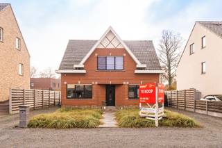 Gezellige woning met open keuken en tuin top ligging!Deze charmante en sfeervolle woning, rustig gelegen in Rijmenam tussen Bonheiden en Peulis,...