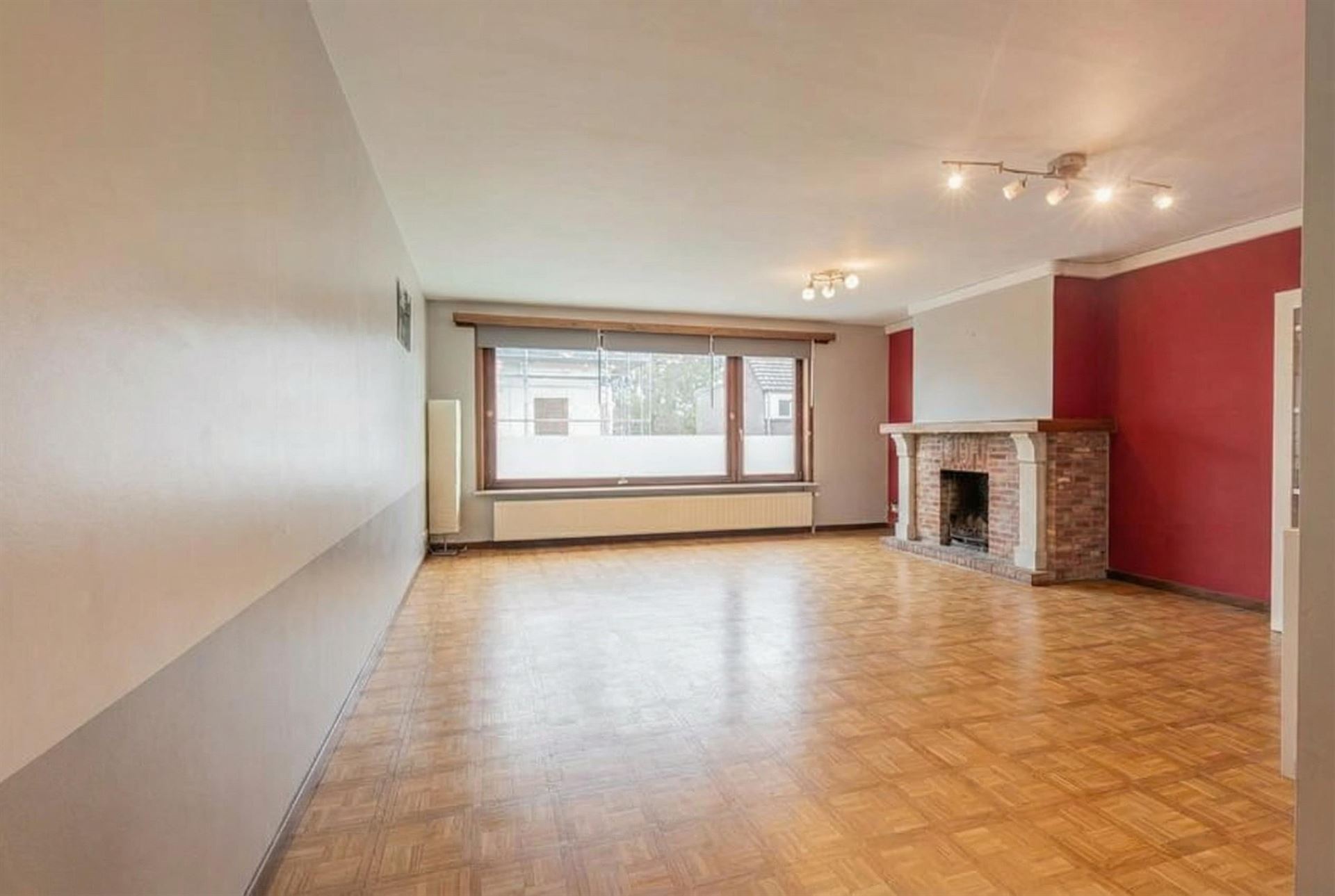 Appartement  met 2 slaapkamers en terrasje - foto 2