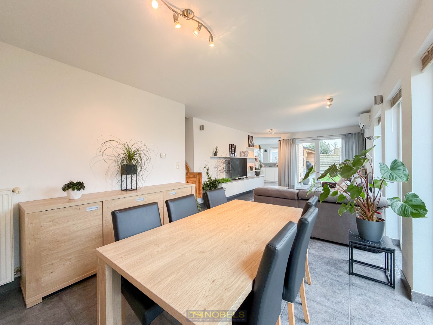 Te koop, Energiezuinige gezinswoning met 4 slaapkamers op gunstige ligging te Oudenaarde! - foto 2