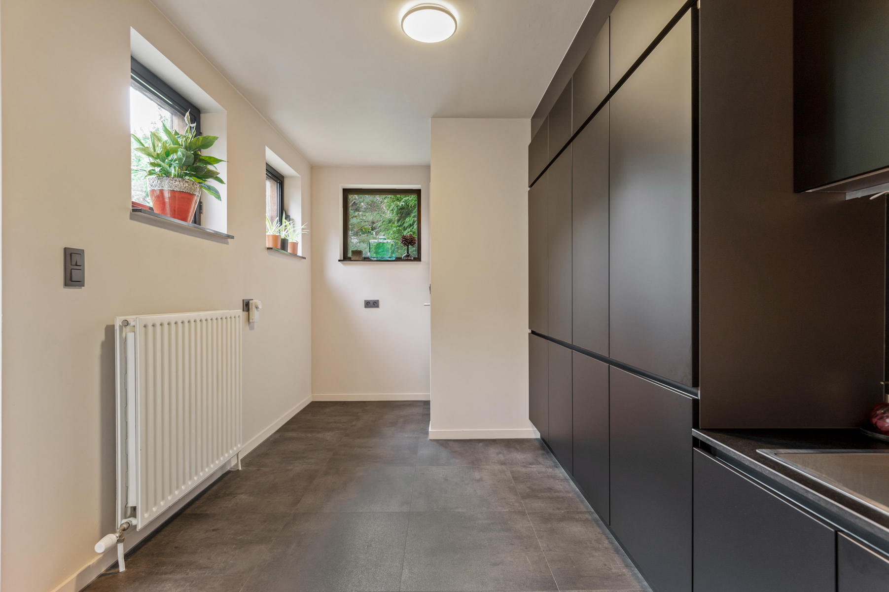 Vrijstaande villa in een residentiële omgeving. - foto 4