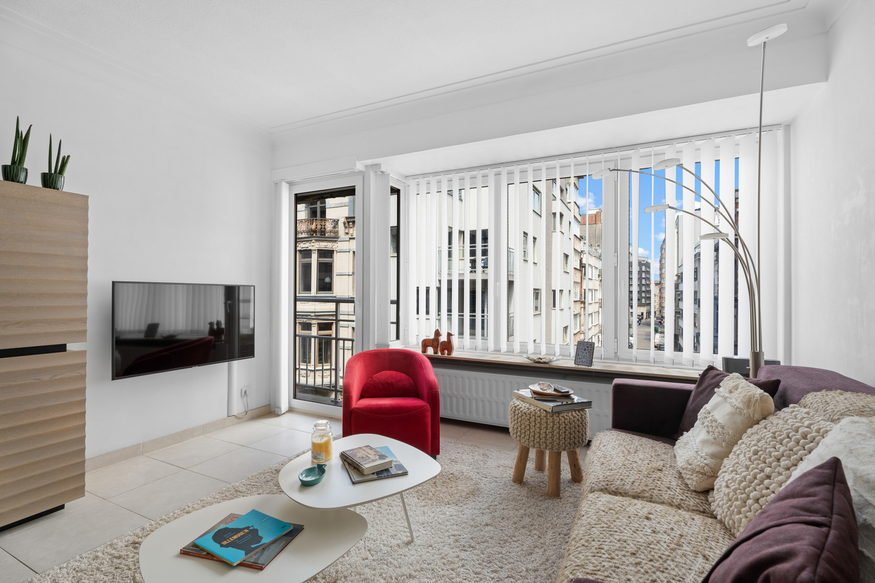 PERFECTE LOCATIE: Zeer ruim 2 slpk appartement en leuk zicht - foto 3